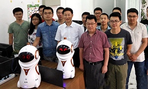全球首款家庭智能陪护医疗机器人成为展会焦点
