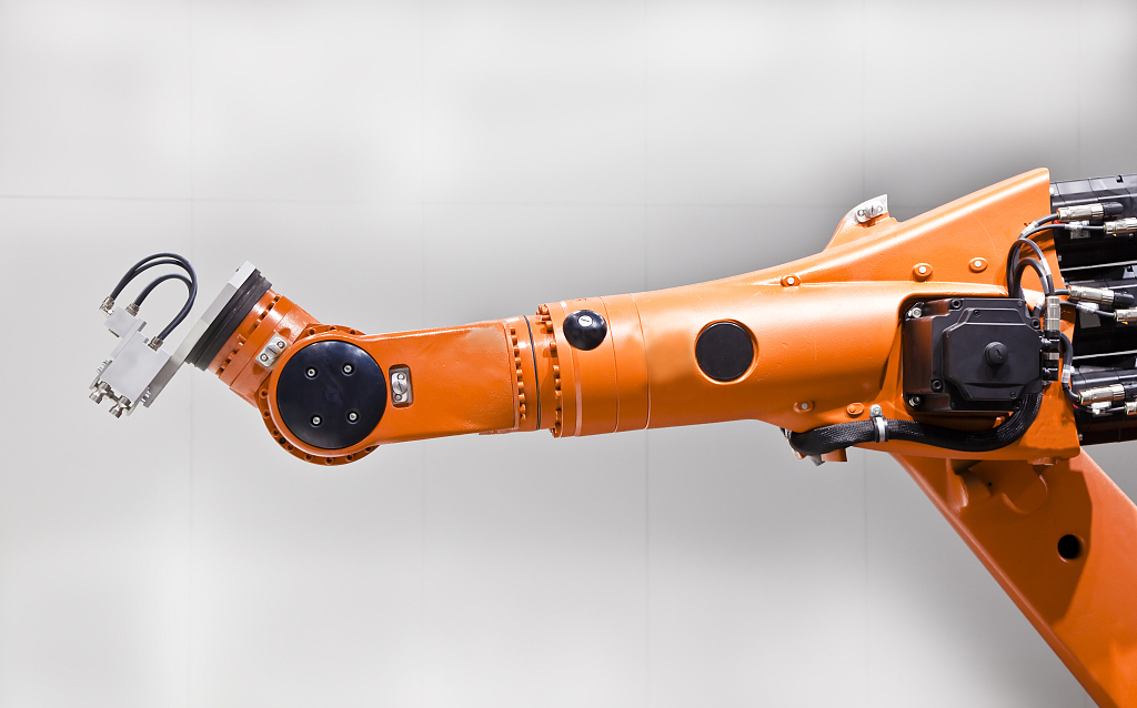 大公司头条|上汽集团获国内首张智能网联汽车路测牌照；360登陆A股；联发科与中移动开发5G设备